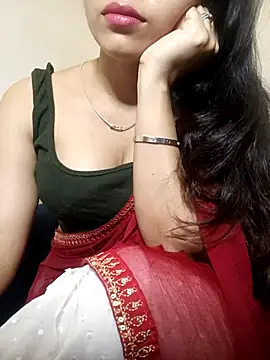 TheSassyGirl7 online show from February 20, 7:25 pm