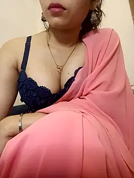 TheSassyGirl7 online show from May 15, 8:05 pm