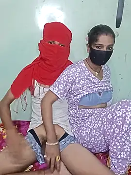 Snapshot of Zara_G_Coupal chatting on September 23, 10:57 pm Zara G Coupal online show from September 23, 10:57 pm