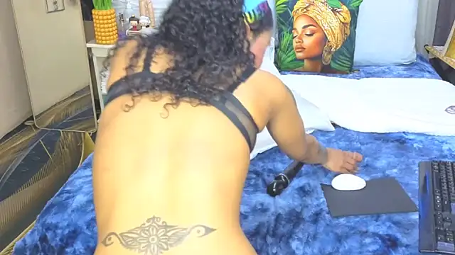 CaramelNatashaxx online show from March 2, 5:08 am