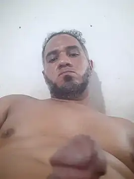 Snapshot of Miler247198 chatting on November 14, 7:29 am Miler247198 online show from November 14, 7:29 am