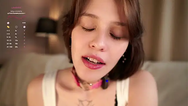 LurleneRamo online show from October 17, 1:09 am