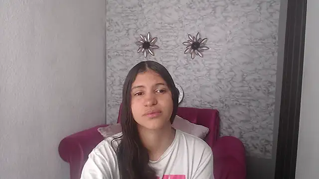 Evagirl69 online show from October 15, 6:30 pm