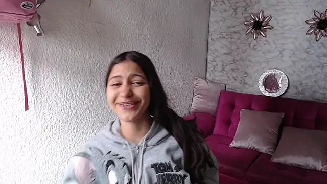 Evagirl69 online show from May 19, 12:22 pm