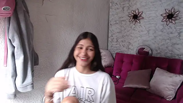 Evagirl69 online show from June 18, 12:31 pm