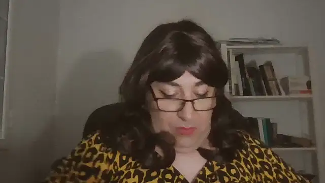 Snapshot of nataliacd chatting on October 27, 5:28 pm nataliacd online show from October 27, 5:28 pm