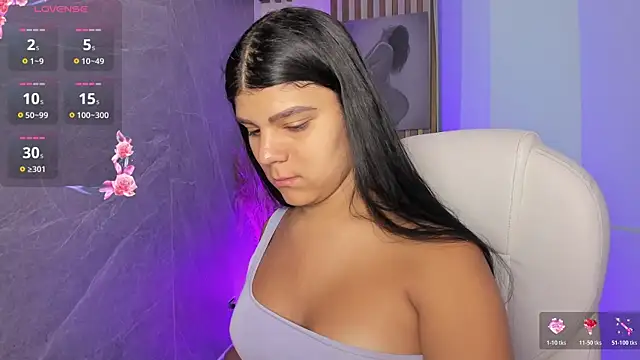 Snapshot of PauliinaBelle_ chatting on April 25, 1:25 pm PauliinaBelle online show from April 25, 1:25 pm