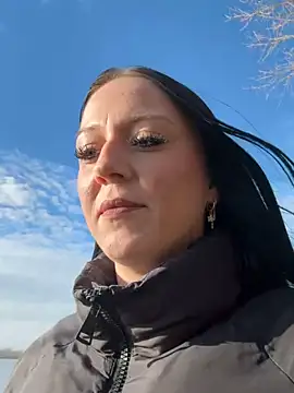 Snapshot of TattooLara chatting on November 3, 12:28 pm TattooLara online show from November 3, 12:28 pm