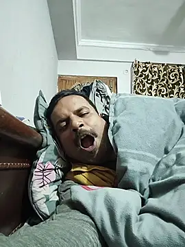 vardh033 online show from January 9, 1:30 am