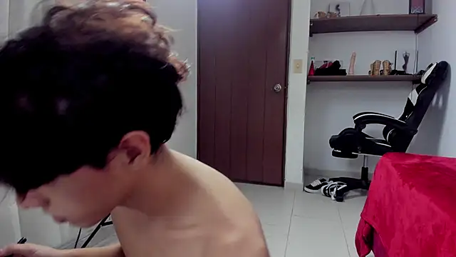 lightboy0 online show from September 16, 2:29 pm