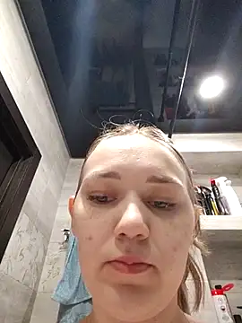 AlisaWyn online show from March 6, 12:51 am