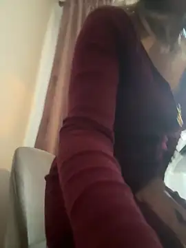 Snapshot of ladywithbigass chatting on February 13, 5:48 am ladywithbigass online show from February 13, 5:48 am