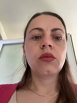 ladywithbigass online show from May 7, 4:40 am