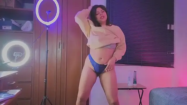 MiaCollinssx online show from November 14, 1:54 pm