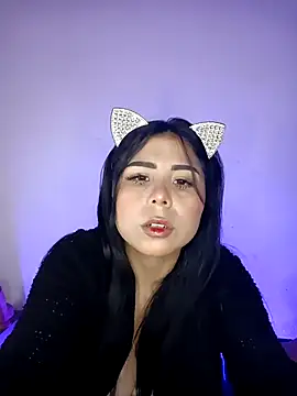 SiennaValera online show from October 28, 6:32 pm