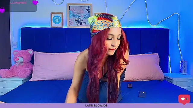 Snapshot of Naiaa_Cruz chatting on April 11, 7:51 pm Naiaa Cruz online show from April 11, 7:51 pm