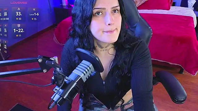 sari belle online show from October 18, 9:15 pm