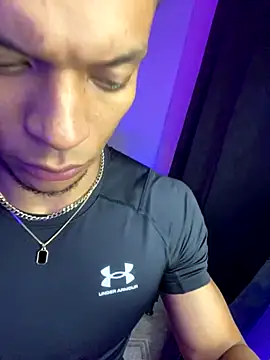 RickKrong  online show from October 1, 4:40 am