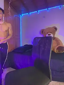 RickKrong  online show from October 17, 2:37 am