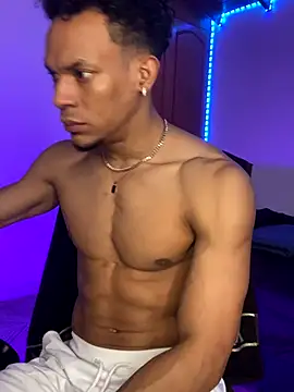 RickKrong  online show from October 19, 10:10 pm