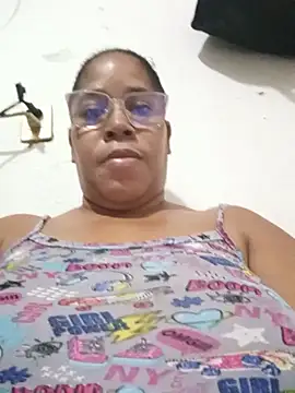 Big ass submissive online show from May 19, 11:49 am