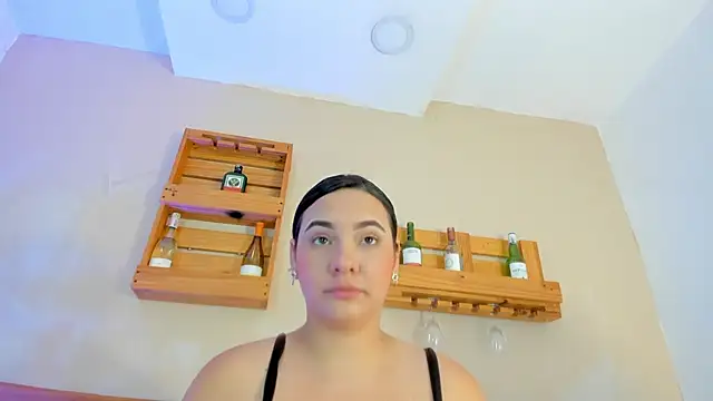  miss mia online show from November 24, 11:43 am