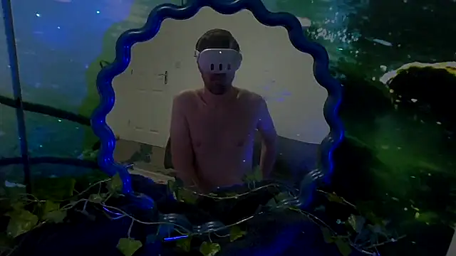 welcome-to-the-jungle online show from February 20, 9:04 pm