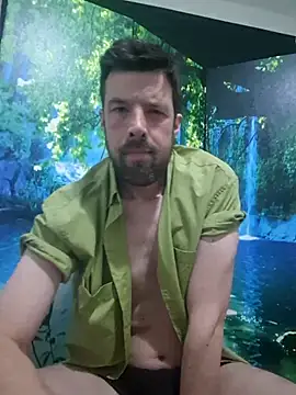welcome-to-the-jungle online show from May 7, 8:47 pm