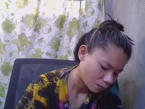 Snapshot of Sweeetgurll chatting on September 11, 11:16 pm Sweeetgurll online show from September 11, 11:16 pm