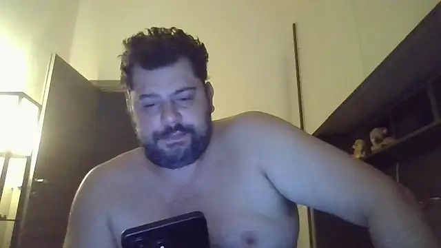 giuseppelovisi85 online show from September 25, 5:44 am