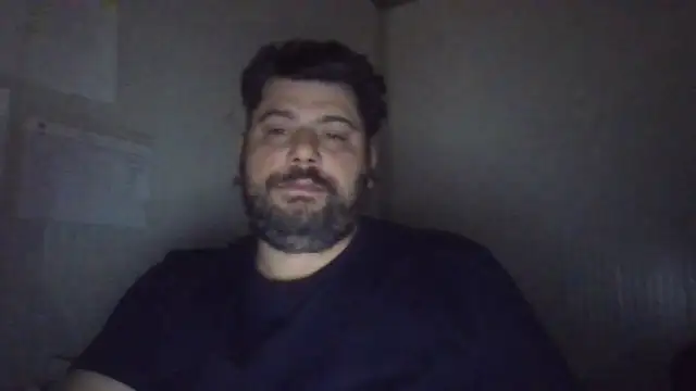 giuseppelovisi85 online show from September 28, 12:05 am