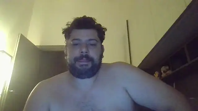 giuseppelovisi85 online show from September 29, 3:33 am