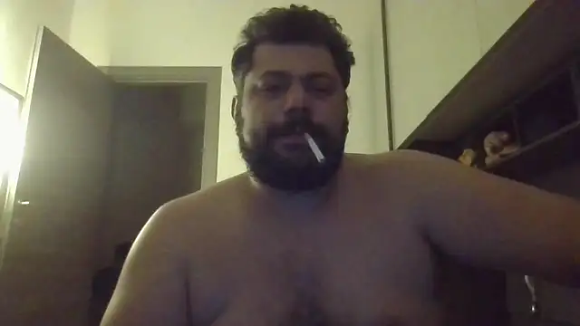 giuseppelovisi85 online show from October 12, 5:28 am