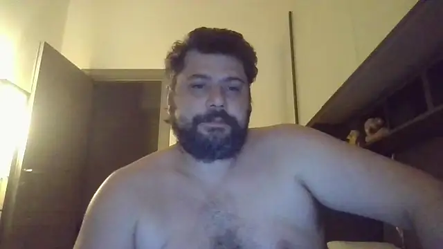 giuseppelovisi85 online show from October 14, 7:03 pm