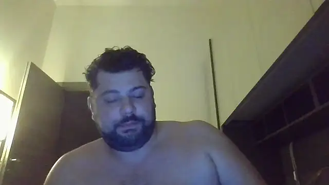 giuseppelovisi85 online show from October 21, 6:19 pm