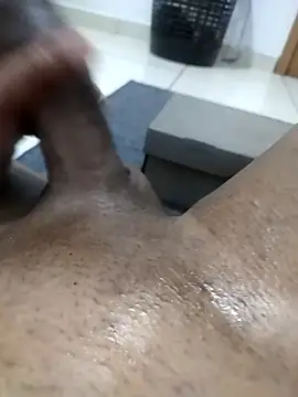 Snapshot of safadomoreno chatting on March 24, 6:51 am safadomoreno online show from March 24, 6:51 am