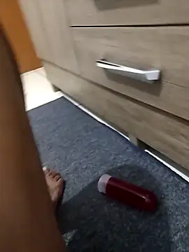 Snapshot of safadomoreno chatting on April 1, 6:03 am safadomoreno online show from April 1, 6:03 am