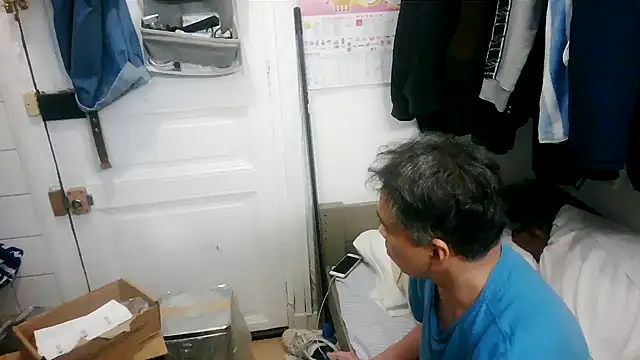 Snapshot of masculado69 chatting on December 22, 10:34 am masculado69 online show from December 22, 10:34 am