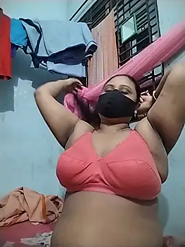 Lollita- online show from July 22, 3:15 pm