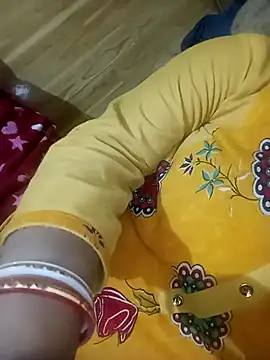 Snapshot of angry_couplez chatting on January 7, 10:07 am angry couplez online show from January 7, 10:07 am