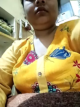 Snapshot of angry_couplez chatting on January 17, 10:09 am angry couplez online show from January 17, 10:09 am