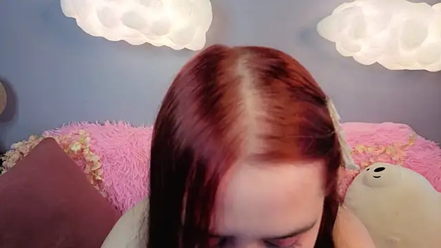 Alis Platt online show from May 9, 1:22 am