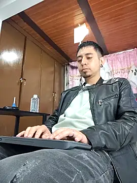 Snapshot of abnerdam01 chatting on October 20, 1:55 pm abnerdam01 online show from October 20, 1:55 pm