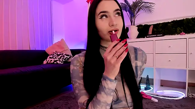 Mary Lori online show from April 2, 6:22 am