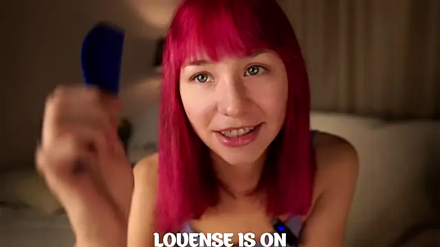 Snapshot of BritniBers chatting on September 30, 10:42 am BritniBers online show from September 30, 10:42 am