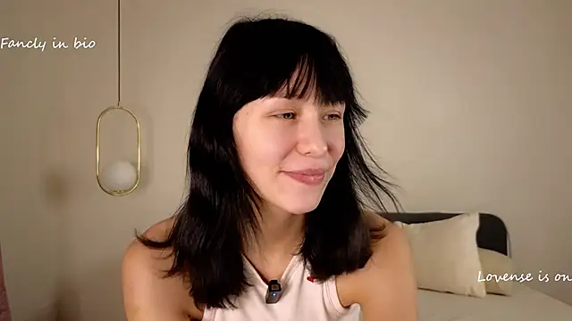 Snapshot of BritniBers chatting on November 3, 11:44 am BritniBers online show from November 3, 11:44 am