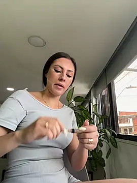 Isabellaa Palacios online show from April 27, 3:43 pm