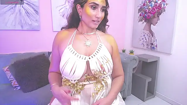 Snapshot of linda_morgan1 chatting on October 28, 12:41 pm linda morgan1 online show from October 28, 12:41 pm