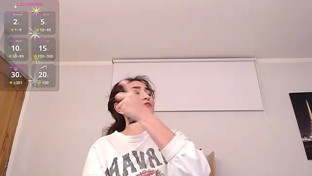 Snapshot of linda_morgan1 chatting on December 21, 1:29 pm linda morgan1 online show from December 21, 1:29 pm