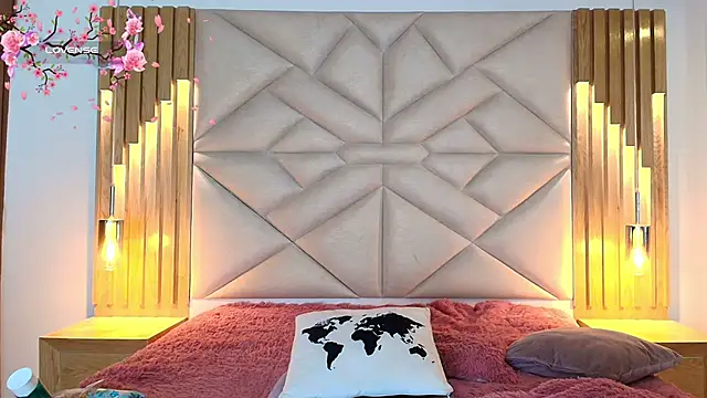 allie pearl online show from January 11, 11:59 am